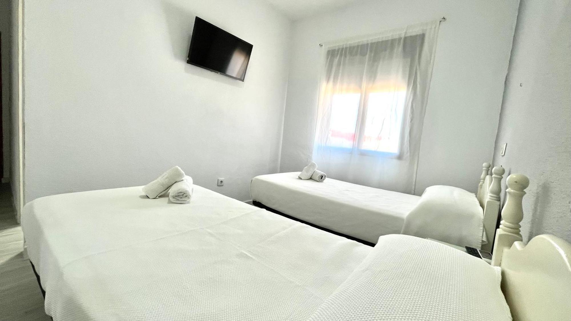 Hostal Carlos III Aldea Quintana Eksteriør billede