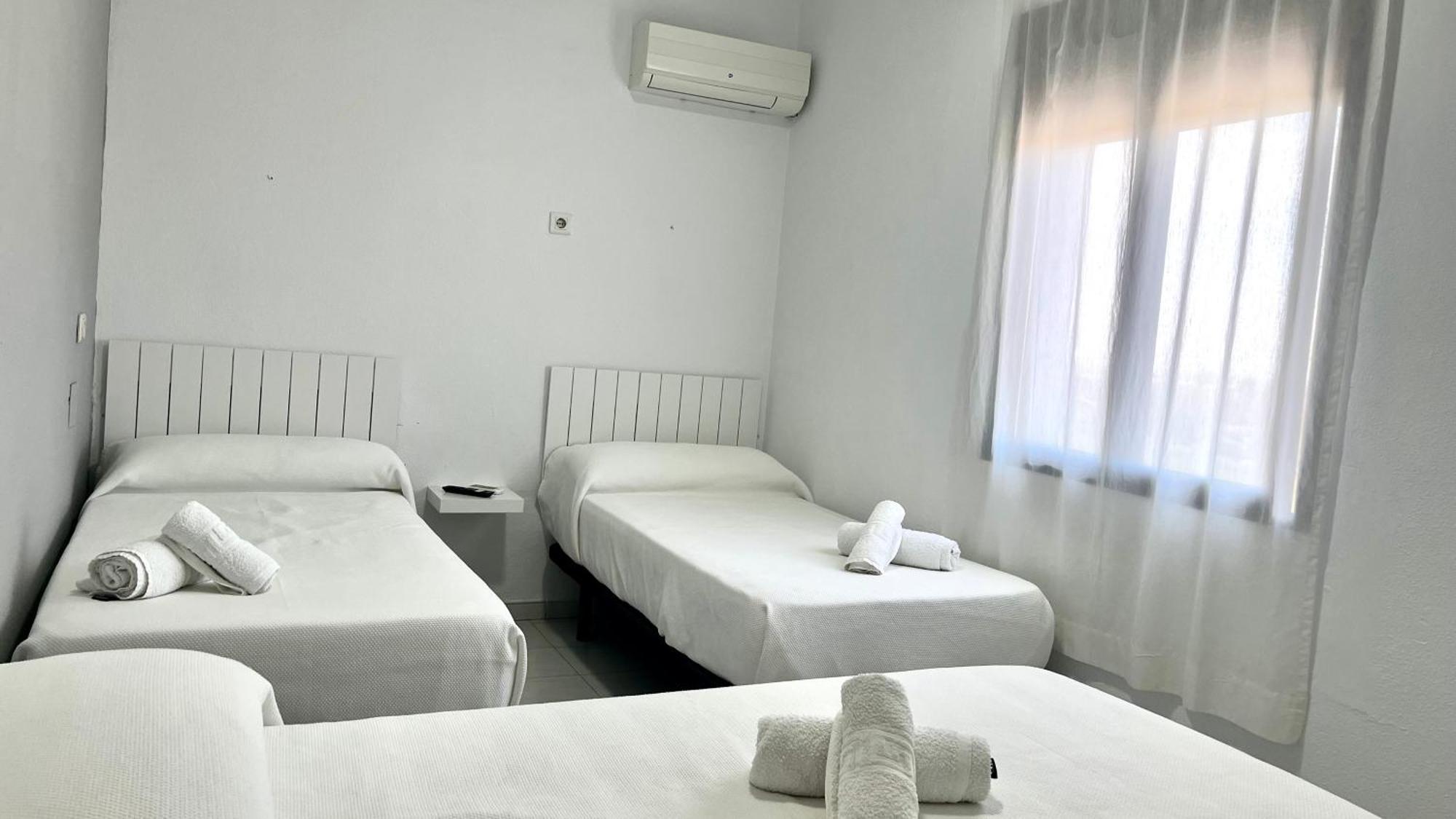 Hostal Carlos III Aldea Quintana Eksteriør billede